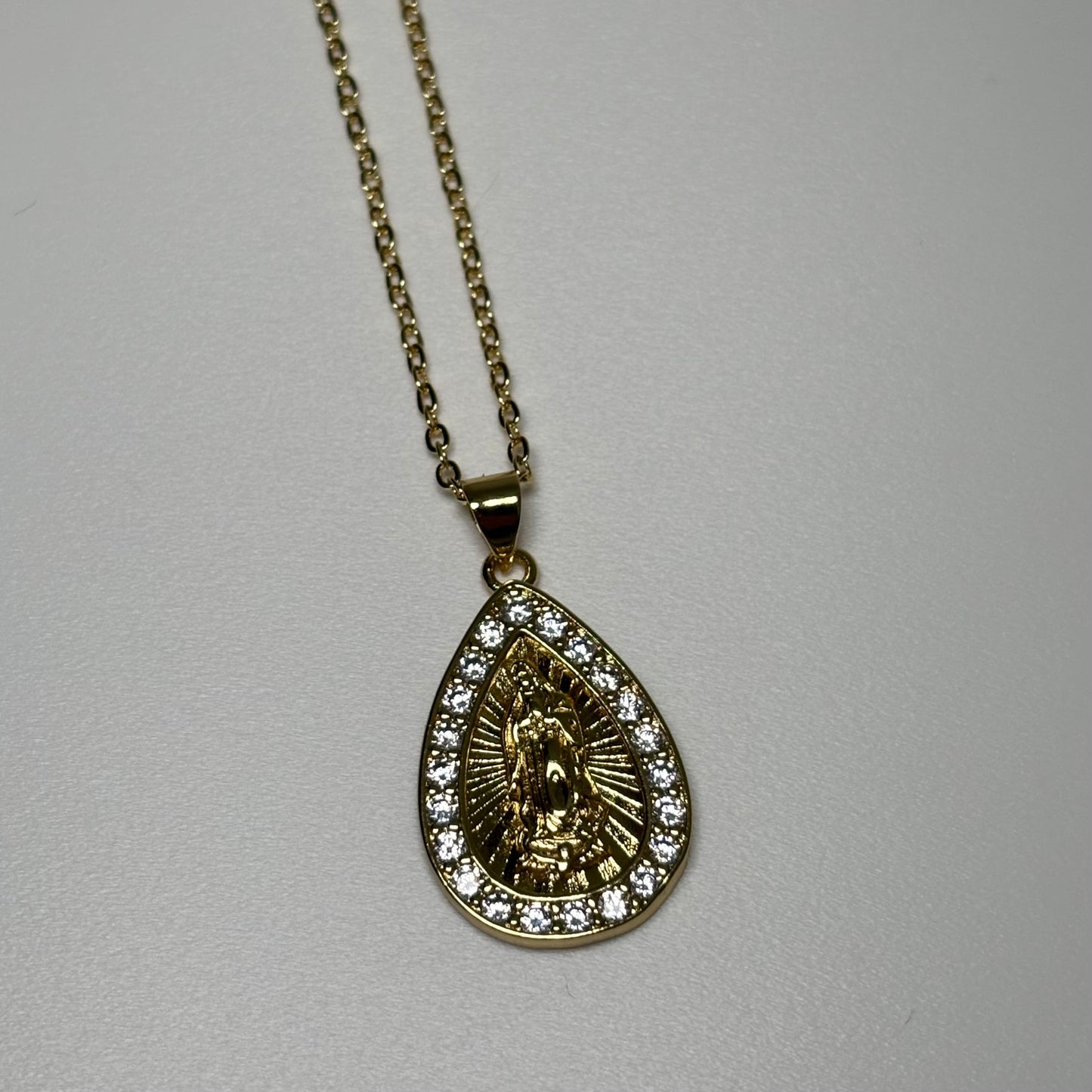 Elisa Teardrop Necklace