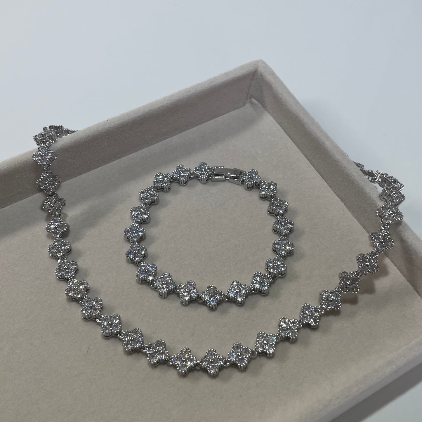 Valencia Necklace & Bracelet Set Silver